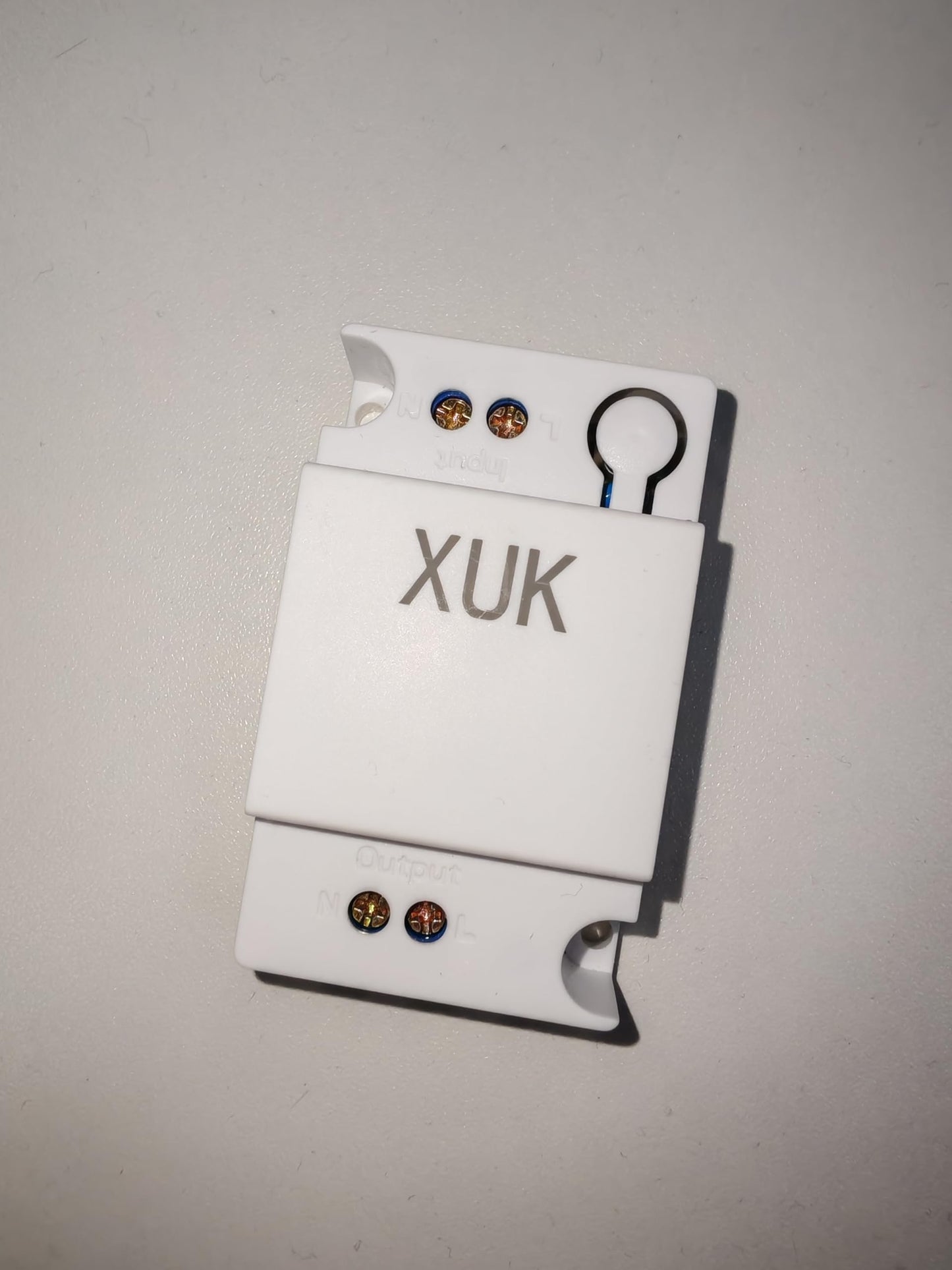 XUK Home™ Rocker Light Switch – Single Pole Wall Switch with Self-Grounding Design