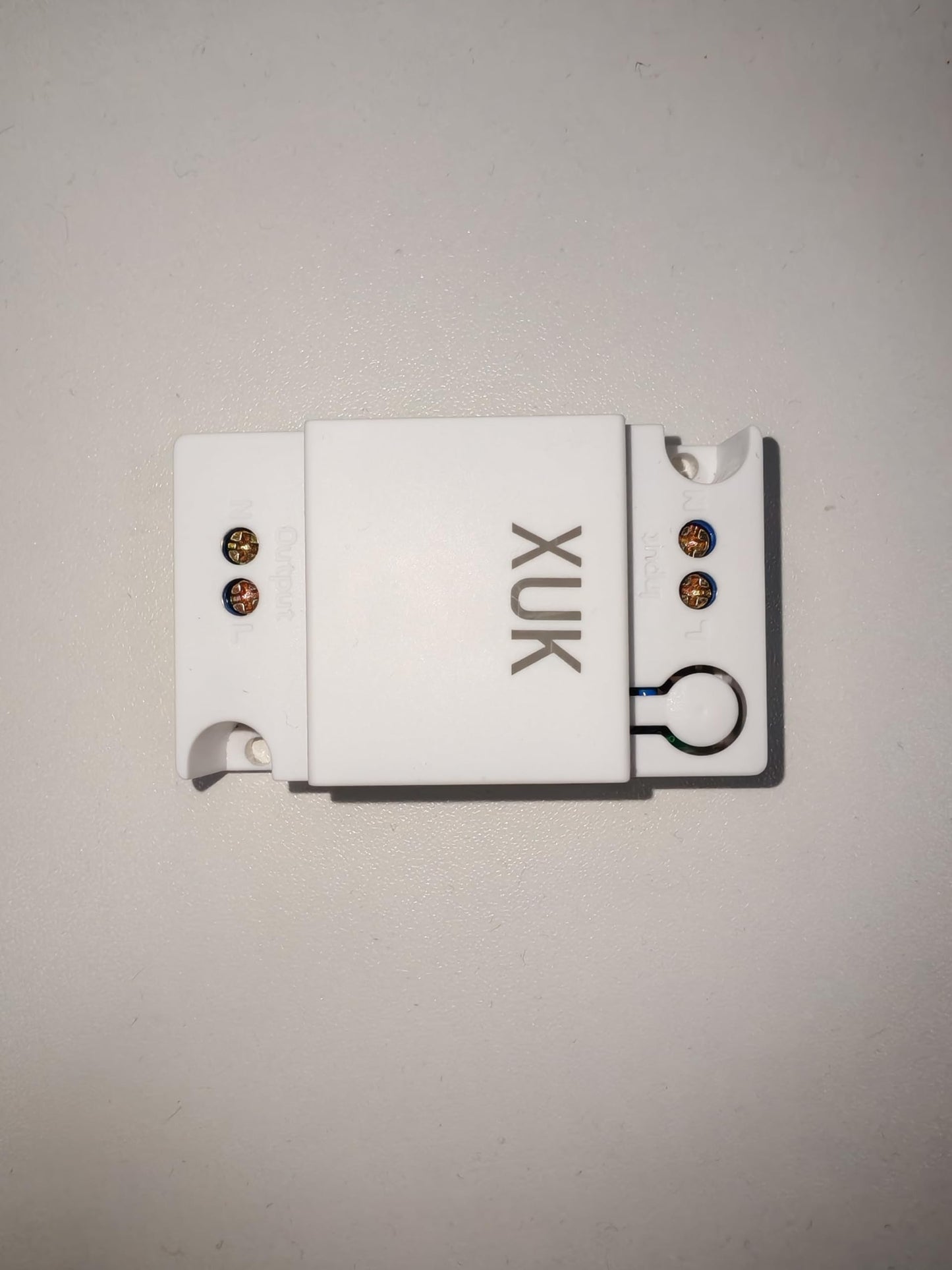 XUK Home™ Rocker Light Switch – Single Pole Wall Switch with Self-Grounding Design