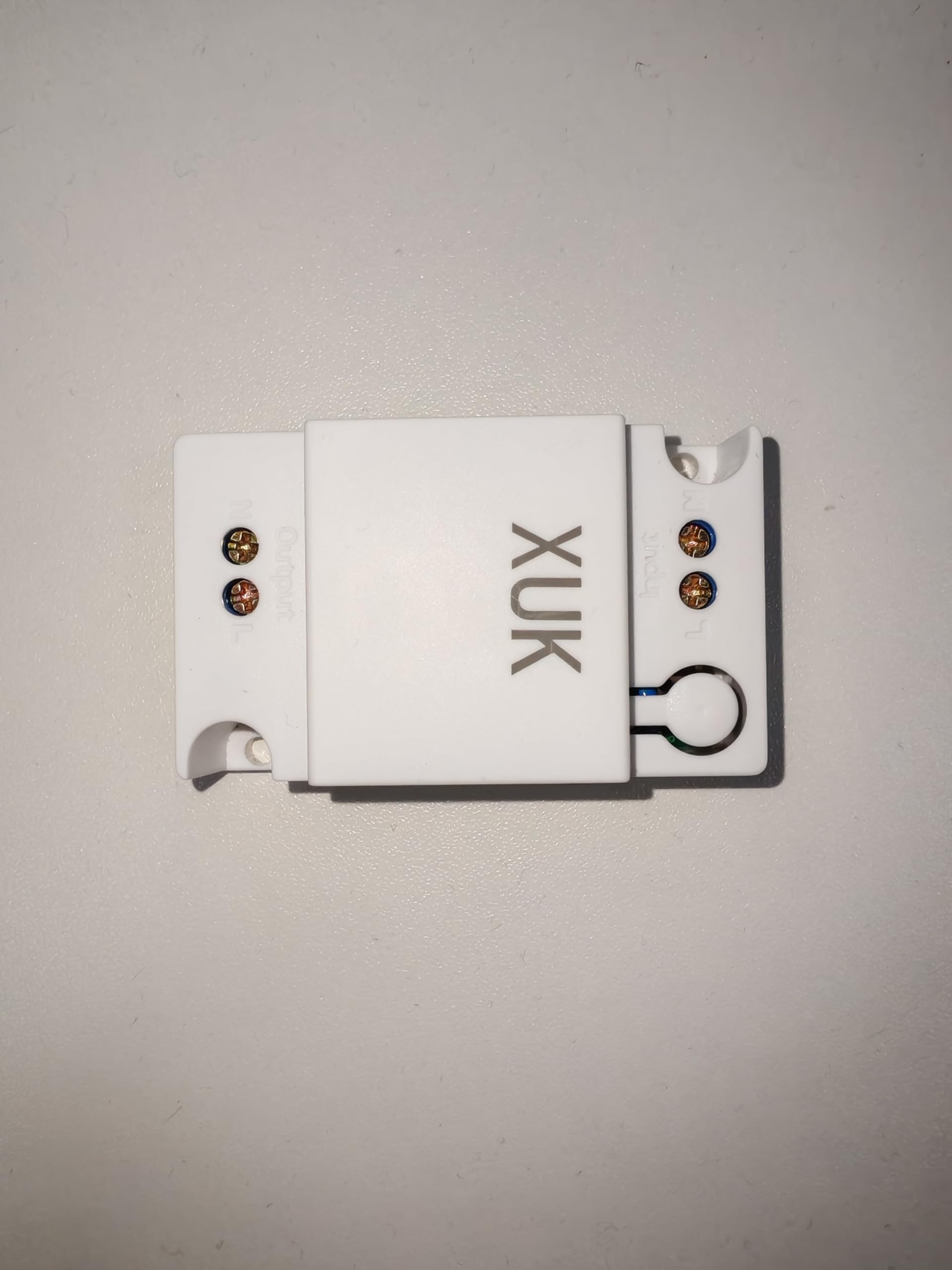 XUK Home™ Rocker Light Switch – Single Pole Wall Switch with Self-Grounding Design