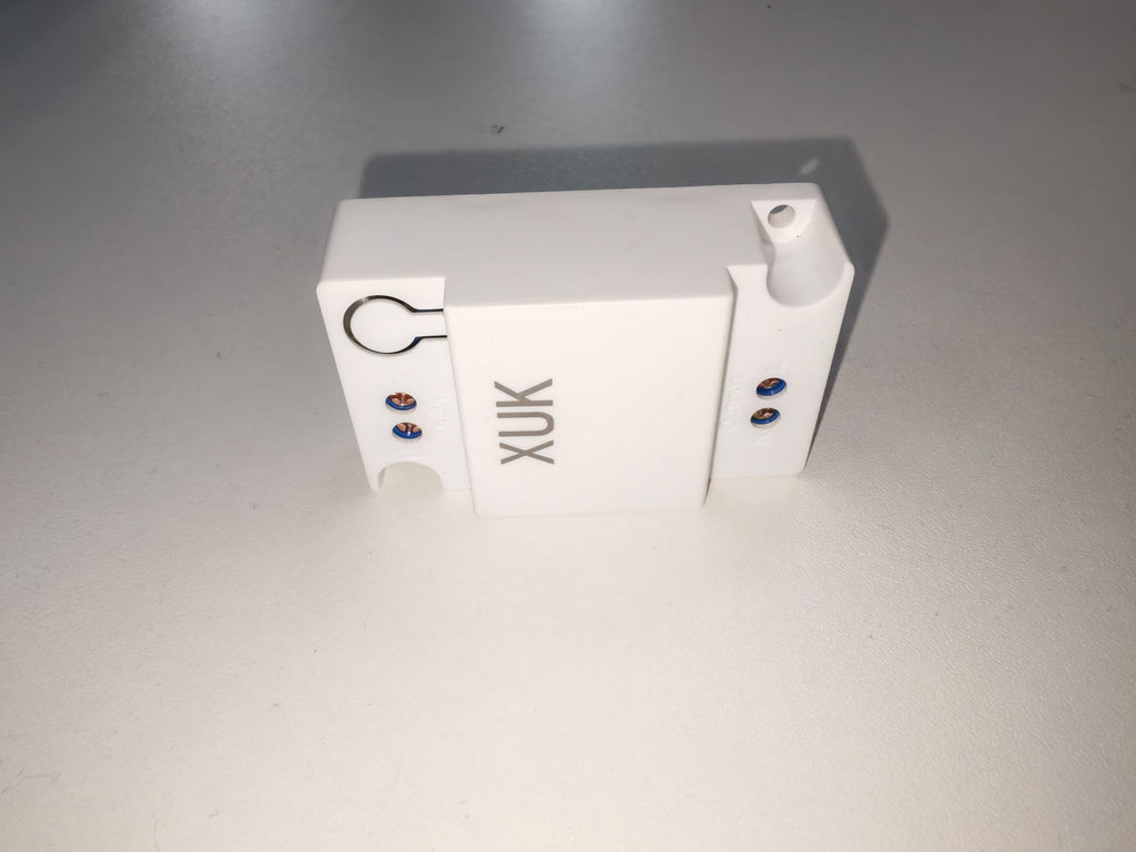 XUK Home™ Rocker Light Switch – Single Pole Wall Switch with Self-Grounding Design